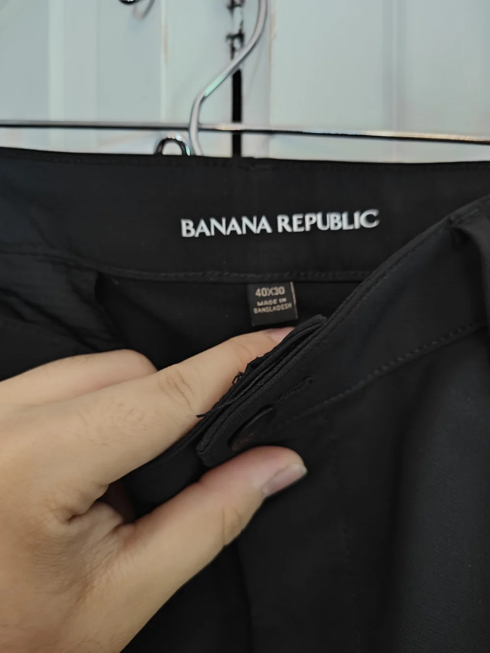 Banana Republic Mens Black Performance Tech Chinos 40x30 (Fits 40x27)